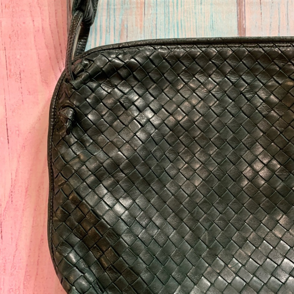 Dark green Bottega Veneta Woven Crossbody Bag - Picture 2 of 13